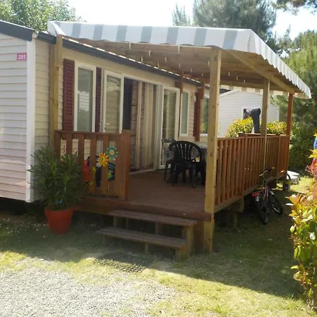 Mobil Camping La Bonne Anse Κάμπινγκ